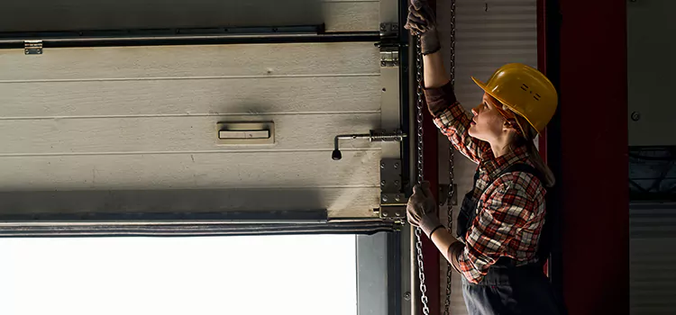 Addressing Common Garage Door Stoppage Issues in Cottage Lake, WA