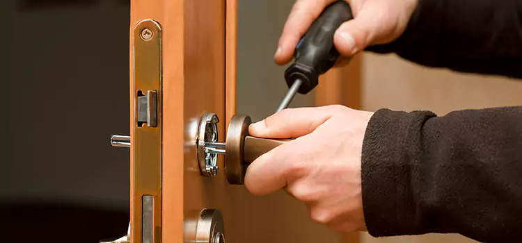 Semi Truck Locksmith Cottage Lake